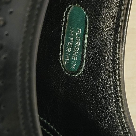 Florsheim Imperial Short Wing 92329 men's wingtip dress shoe. Size 10.5 - Picture 9 of 9
